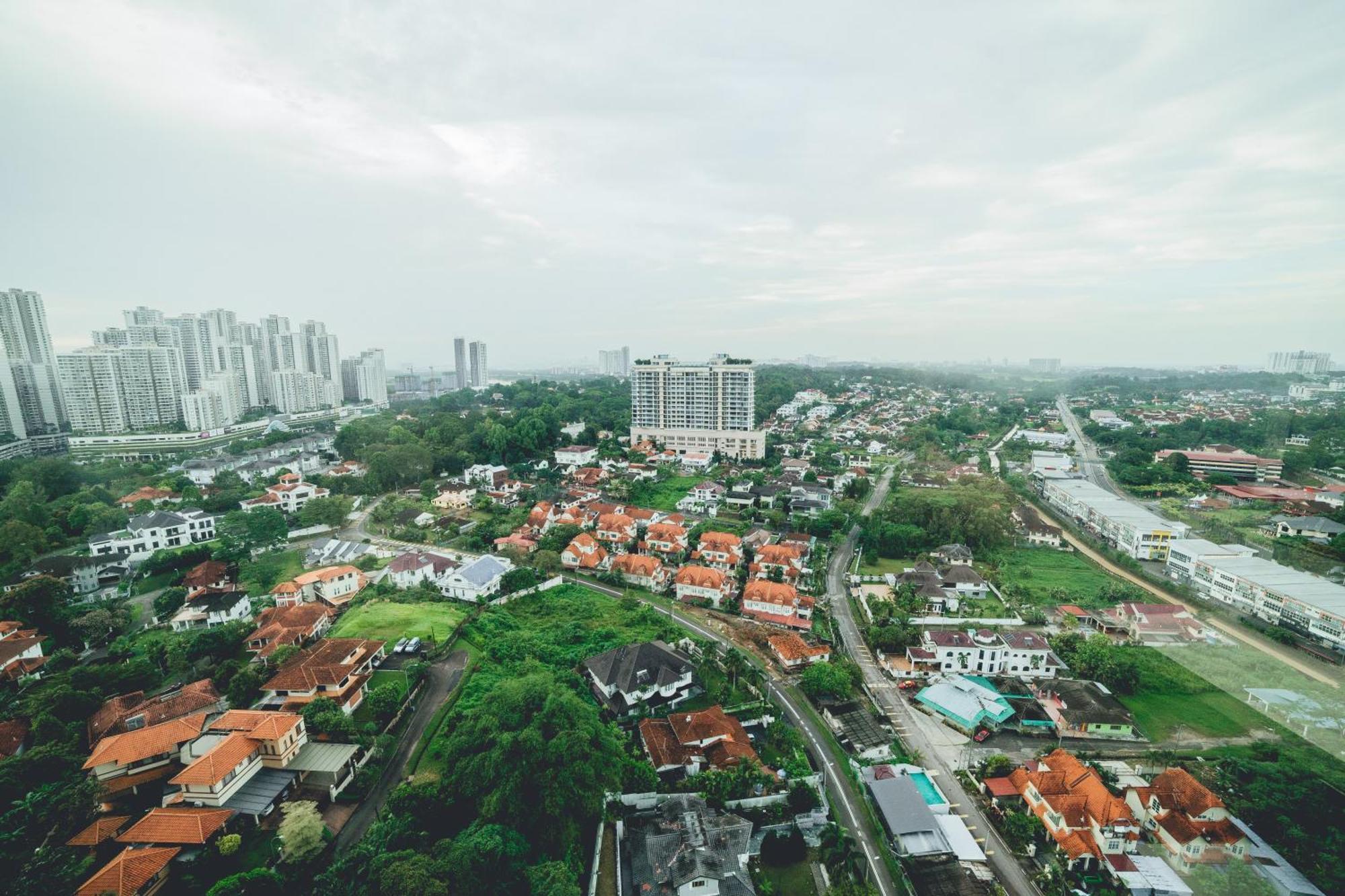 Paragon Residence 2Br4Pax Sleek Stay Nr Ciq Midvalley By Our Stay Johor Bahru Exterior photo